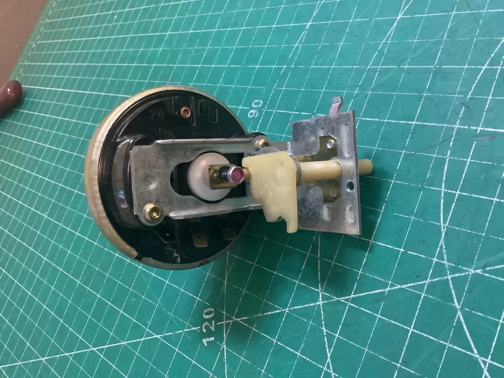 Frigidaire 134422700 Washer Water Level Pressure Switch AZ220726 | SLA152