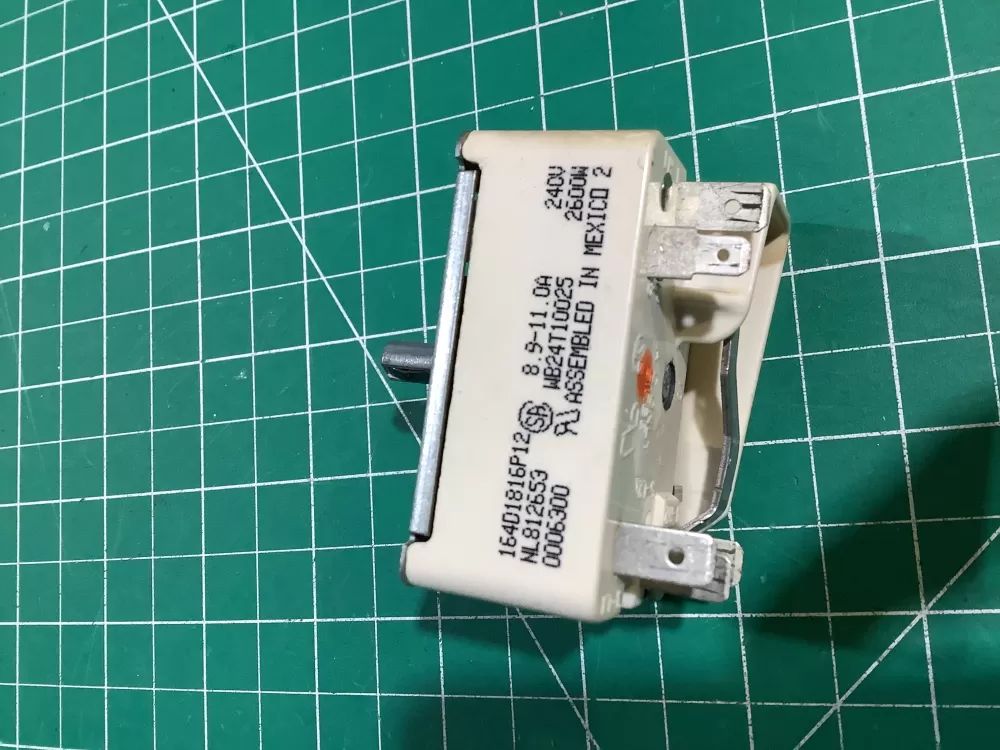 GE Range 164D1816P12 Infinite Burner Switch Control AZ143259 | SL168