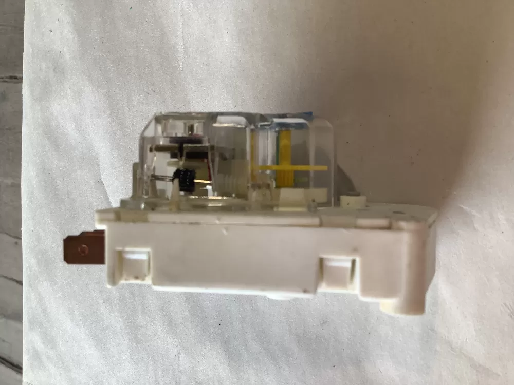 Frigidaire Kenmore AP2111929 12762 Refrigerator Defrost Timer AZ150932 | SL236