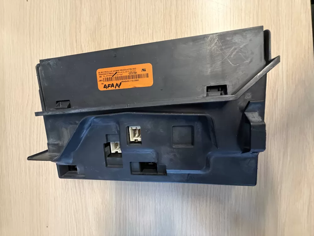 137317262 Electrolux Washer Board - Control