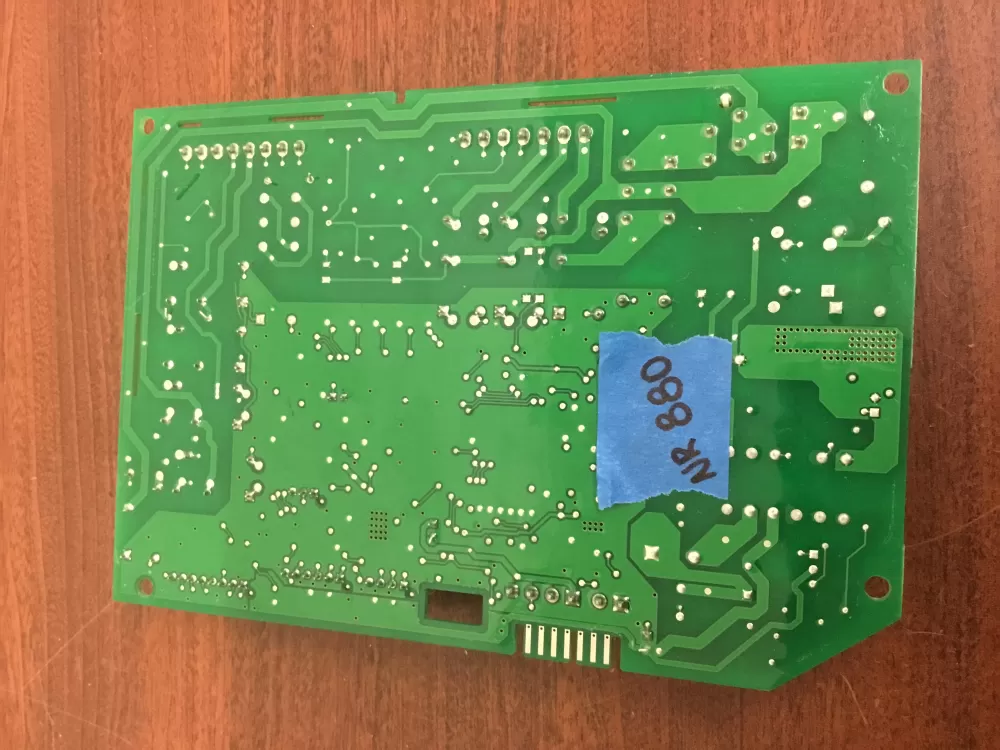 Whirlpool W10321694 Refrigerator Control Board AZ30686 | NR880