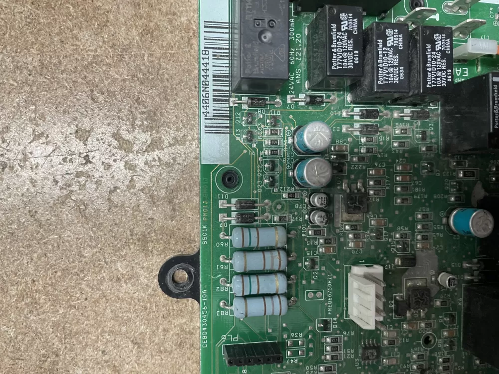 Carrier Bryant Hk42fz022 Cepl130456 01 Furnace Control Board AZ15659 | KM960