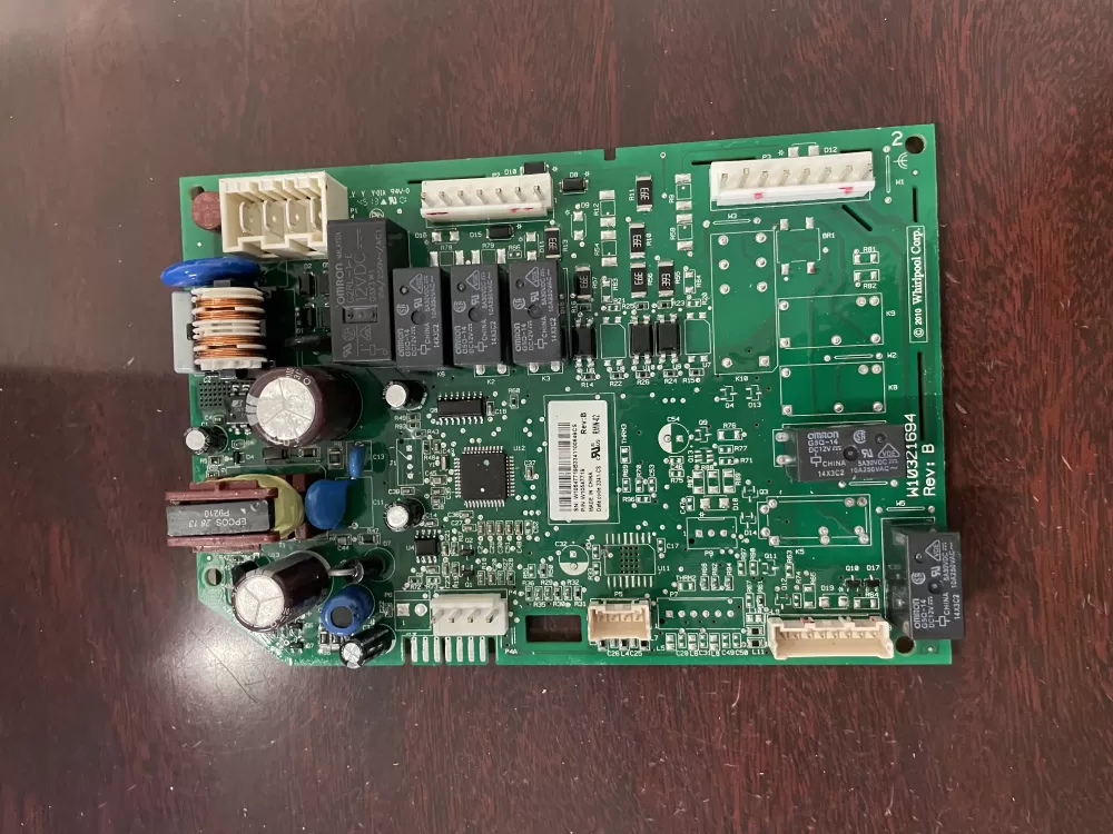 Whirlpool Maytag W10547719 Refrigerator Control Board AZ58850 | KM2044