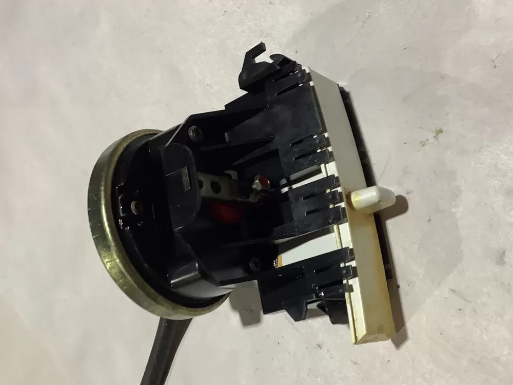 Maytag 738 243 6 Washer Switch Pressure AZ128371 | Sl219