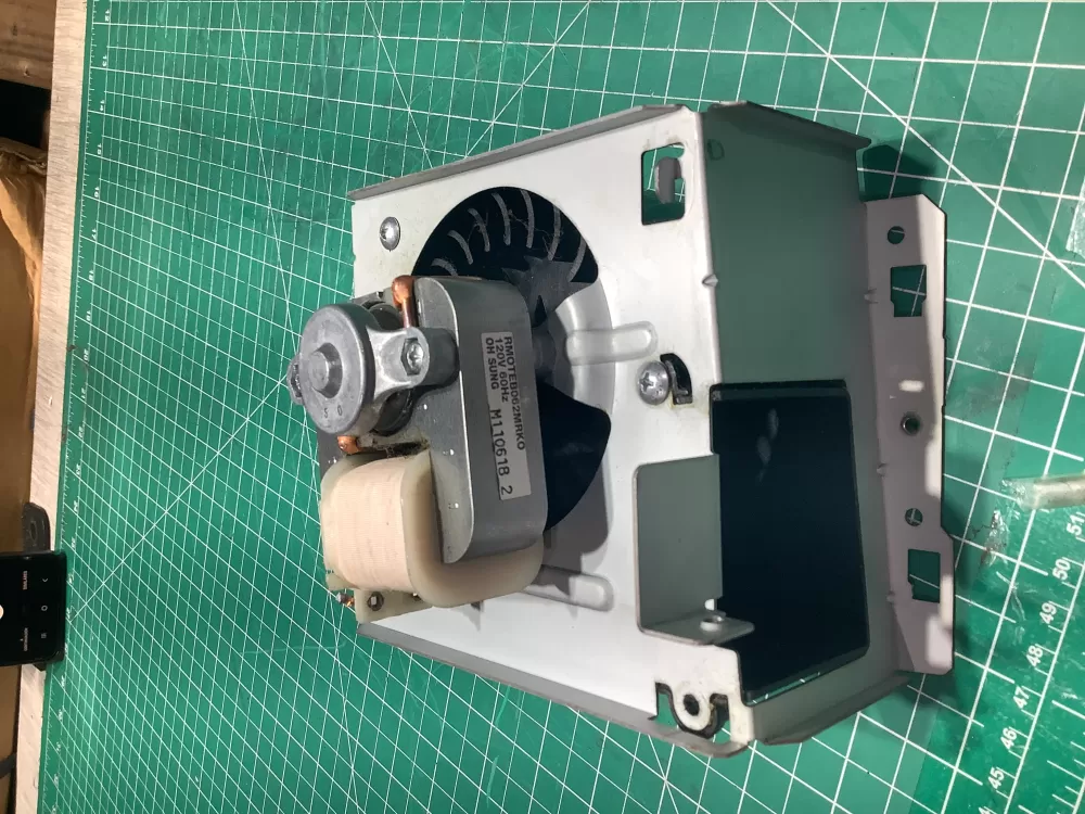 BOSCH EXPERIENCED FAN/BLOWER RMOTEB062MRKO 00658489 AZ150488 | AR197