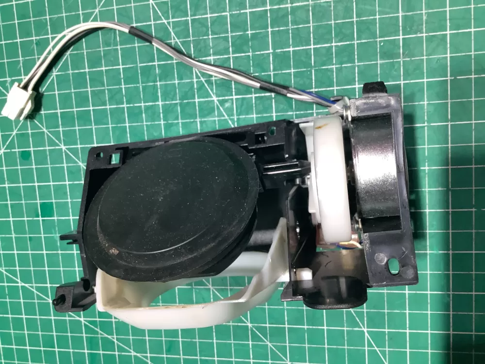 Samsung DA31 00079D Refrigerator Dispenser AZ146776 | SL264