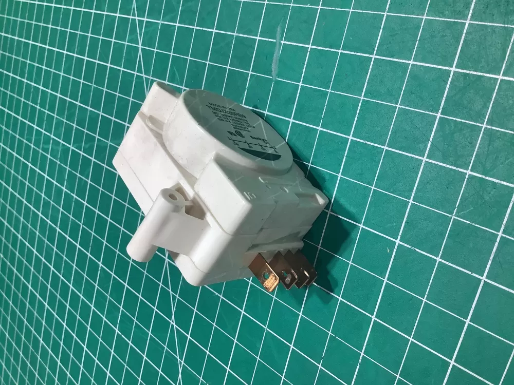 TMDJX35RB9 Tmdjx35rb9 Wr09x0483  Sankyo Defrost Timer AZ159576 | SL128