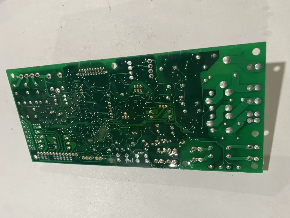 Trane Emerson D802034P02 Furnace Control Board AZ172786 | BK704