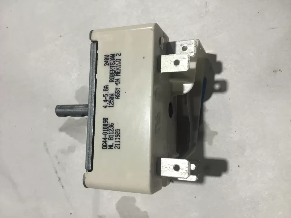 Samsung DG44 01009B Range Control Board Switch AZ99442 | Sl98