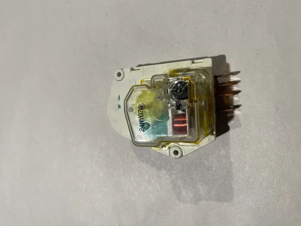 Frigidaire Kenmore AP2111929 12762 Refrigerator Defrost Timer AZ145012 | BK2432