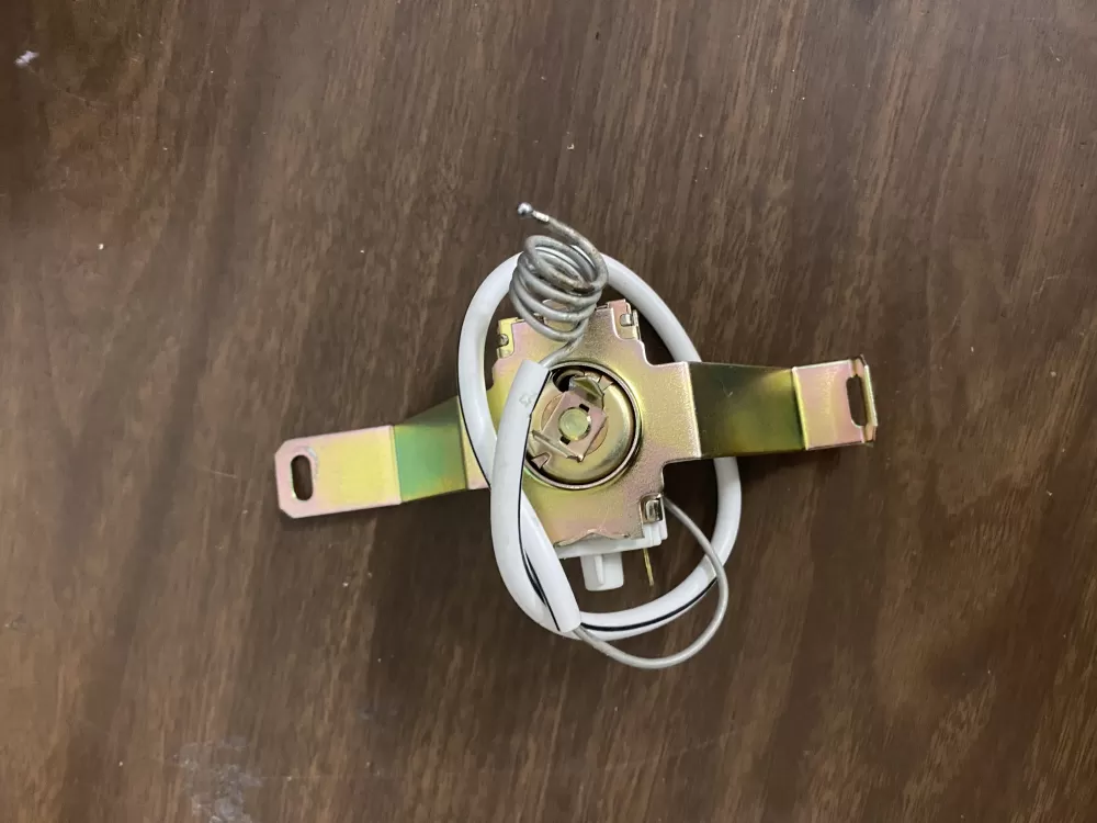 Whirlpool  Kenmore 2201077  3ART5CL19 Refrigerator Thermostat