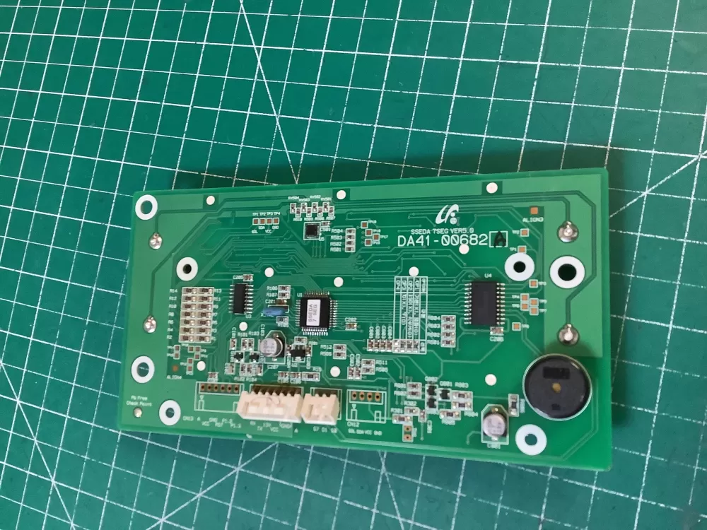 Samsung LG DA41-00682A Refrigerator Dispenser Control Board AZ220565 | NR2074