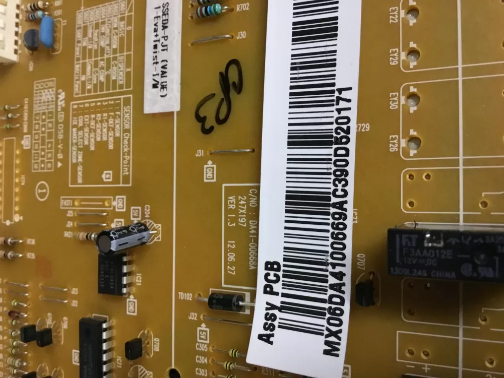 Samsung AP4909012 DA92-00055A Refrigerator Control Board AZ18357 | NR47