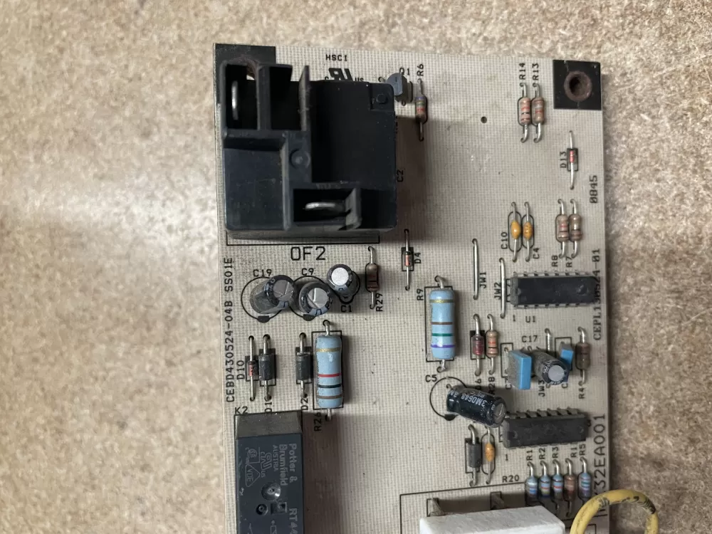Carrier Bryant Hk32ea001 Cepl130524 01 Furnace Control Board AZ15547 | KM960