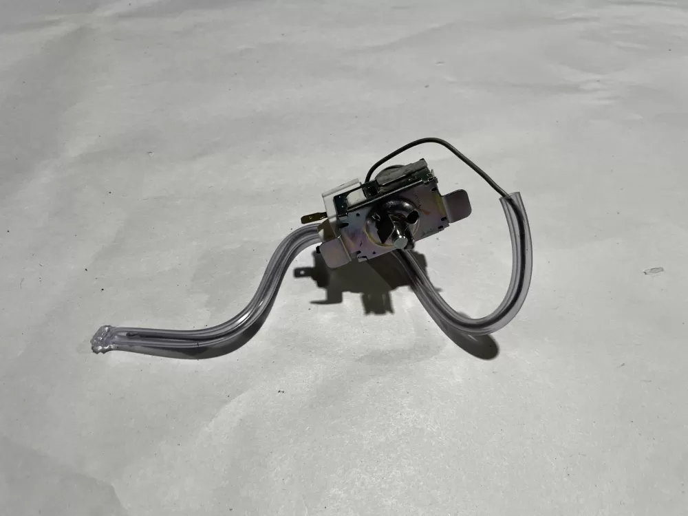 Hotpoint WR09X10042 Refrigerator Thermostat Cold Control AZ143675 | Wm2415