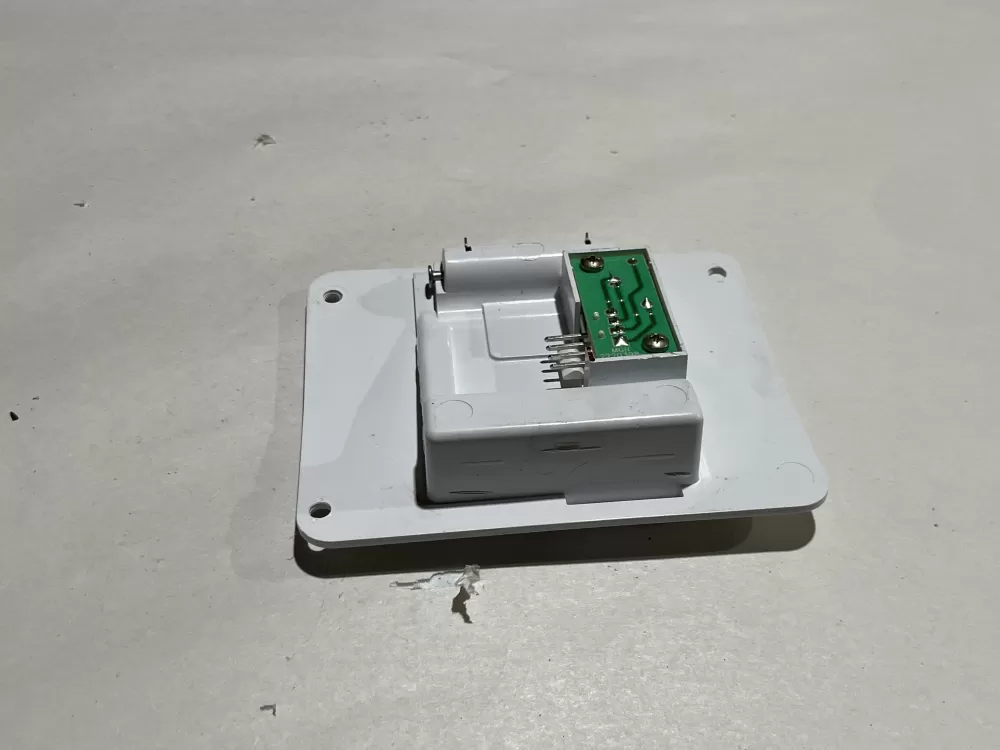 Whirlpool  Kenmore  Maytag  KitchenAid W10757851  AP5956767  W11629974  4389102  2198585  2198586  2220398  2220402  2255114  3452789  4388635  4389102R  PS10064583  TJ4389102R  W10193666  W10193840  W10290817 Refrigerator Ice Control Board