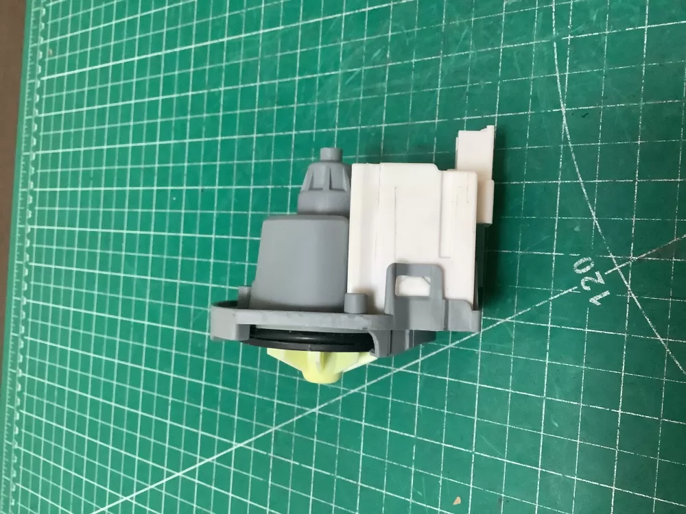 KitchenAid W10914557 Dishwasher Kitchen Aid Drain Pump AZ224221 | SLA160