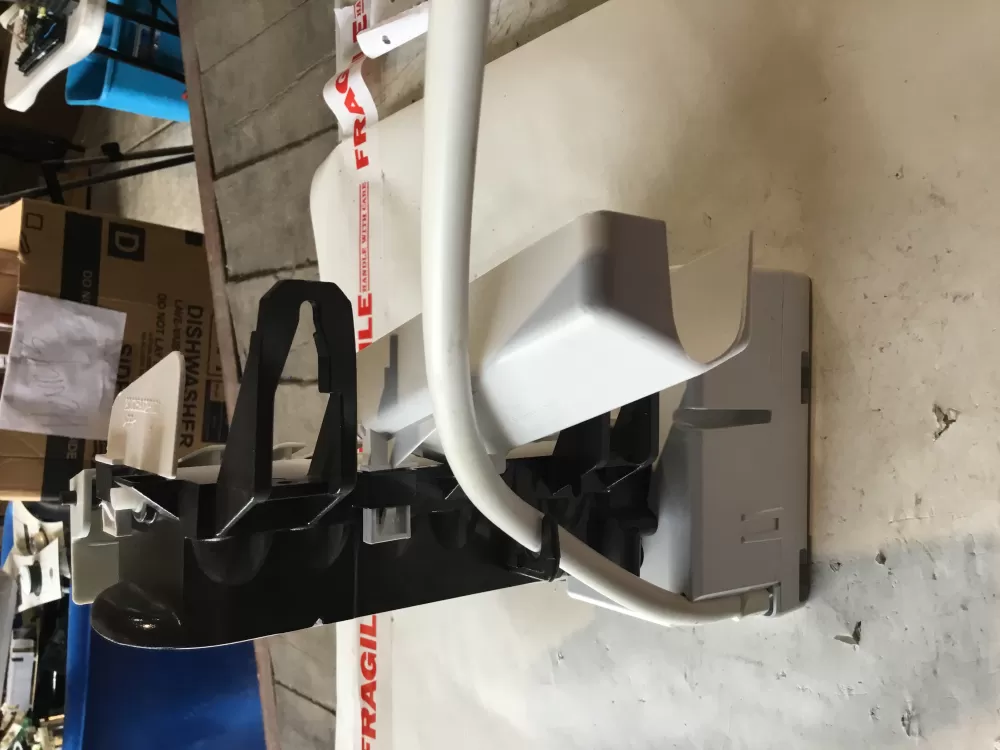 GE Kenmore 200d1181g026 Refrigerator Ice Maker AZ149348 | SL276