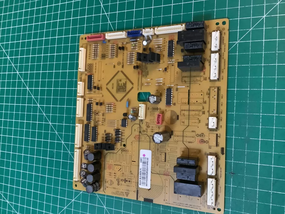 Samsung DA92-00592A DA92-00592B Refrigerator Control Board AZ220523 | NR2067