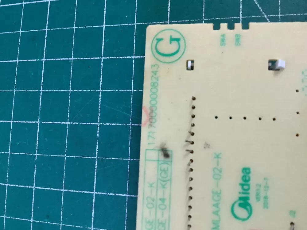 GE MD12001LB EMLAAGE-04-K 17170000008243 Microwave Control # AZ194459 | NR593