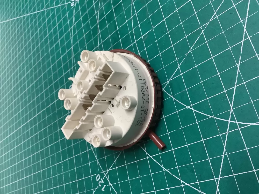 GE 175D6243P001 Washer Pressure Switch