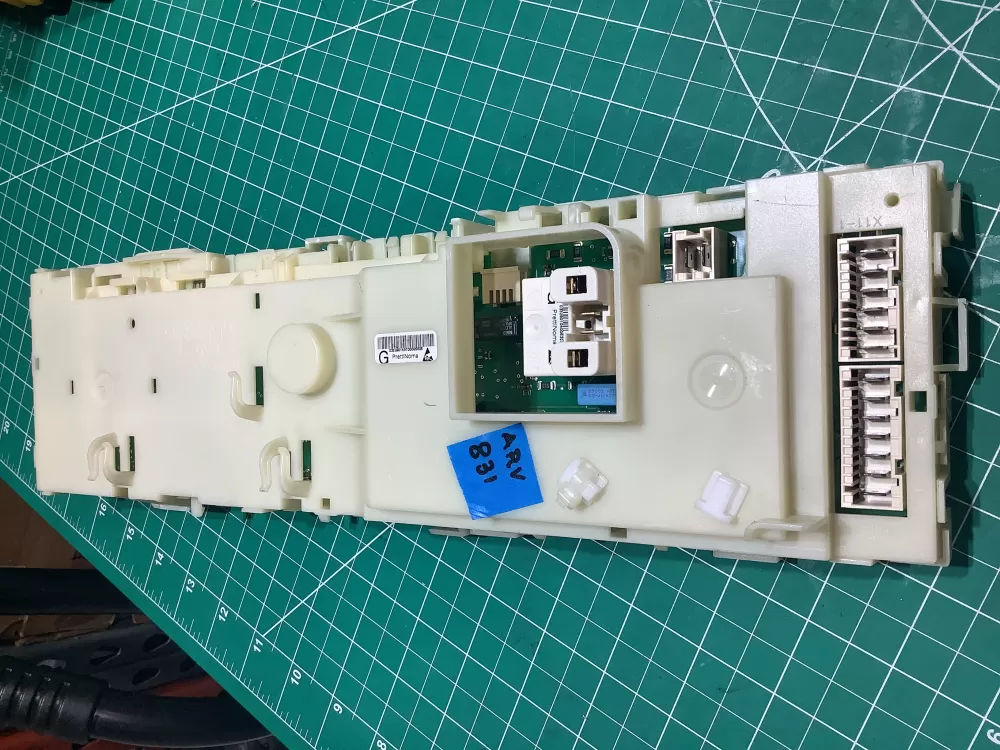 033290104006322637 Board - Control