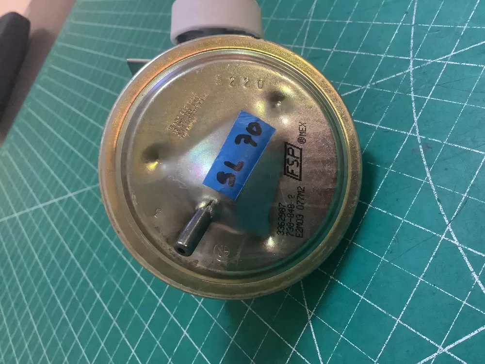 Whirlpool 738 848 2 Washer Water Level Pressure Switch AZ221287 | SLA70