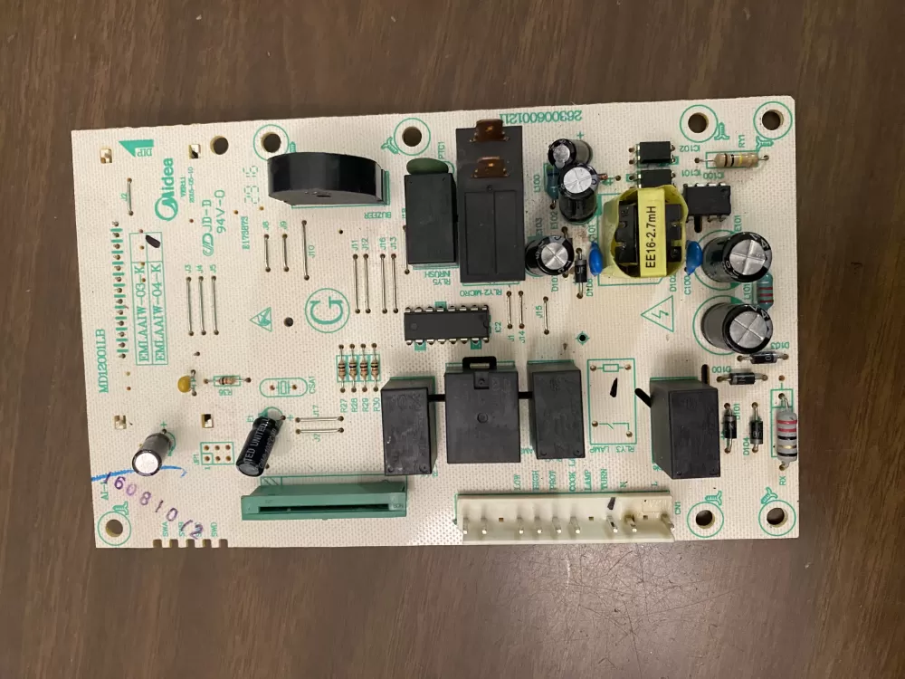 5304477390 EMLAAIW-04-K Frigidaire Microwave Control Board AZ89665 | BK1452