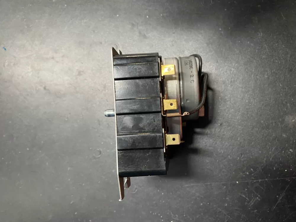 GE 572D520P021 WE4M271 Dryer Timer AZ23793 | BK757