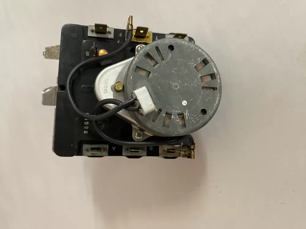 GE 572D520P021 WE4M271 Dryer Timer AZ201272 | BK2571
