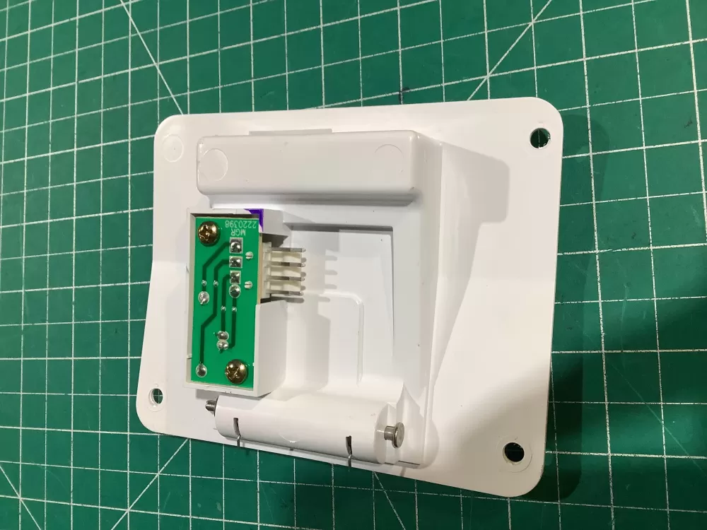 Whirlpool W10757851 4389102 Refrigerator Ice Control Board AZ151946 | NR1370