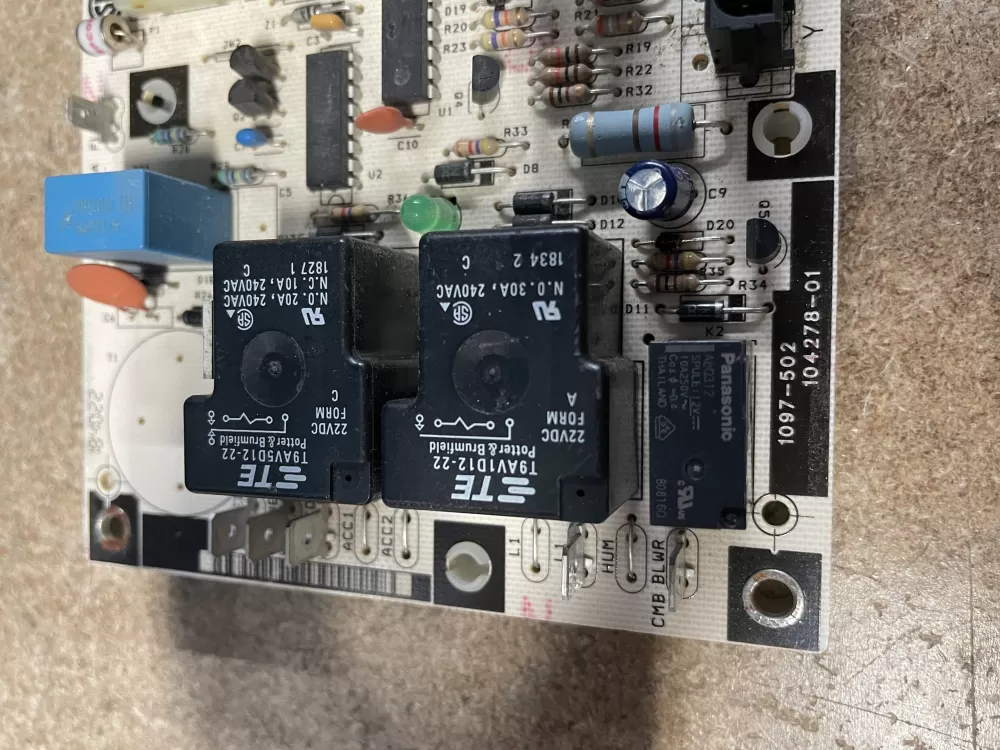 Lennox 1097-83-5051A Furnace Control Board Oem AZ17127 | KM1480