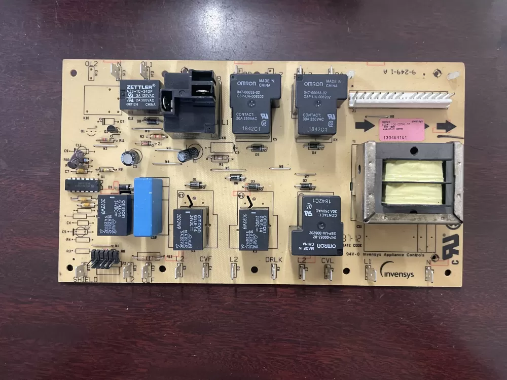 Dacor 92028  100-00791-02  130464101 Oven Relay Board