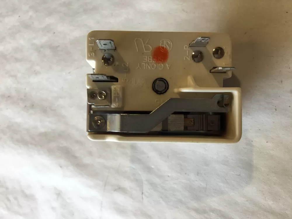 GE Range 164D1816P12 Infinite Burner Switch Control AZ155712 | SL124