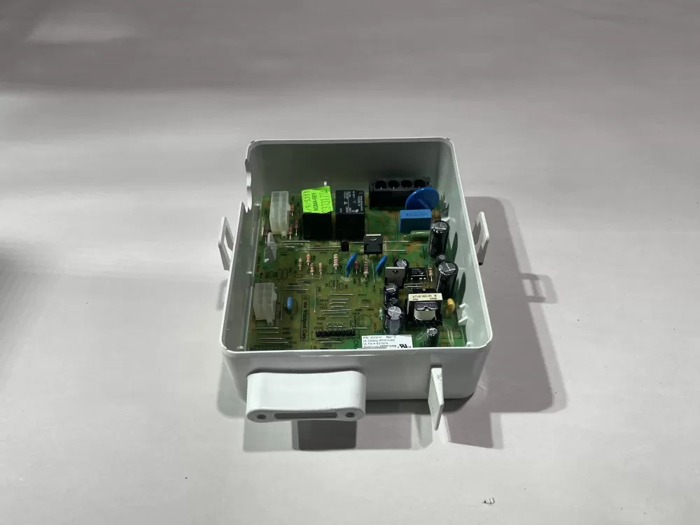 Whirlpool  Kenmore WP2313177  AP6007212  2313177  2313177EXCR  2313177R  2313177REXCR  061660441  06166 0441  PS11740322 Refrigerator Control Board