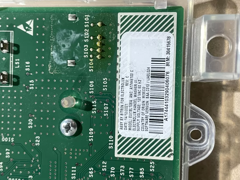 Electrolux EUI18L10BA Washer Control Board User Interface   AZ71312 | Wm1677