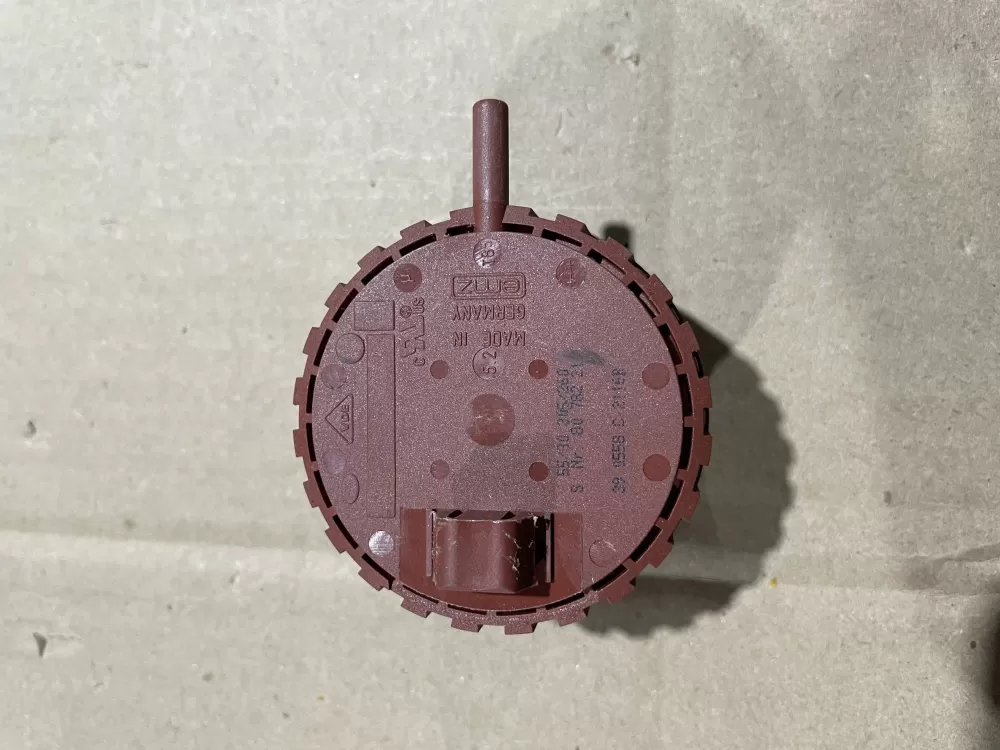 Washer Water Level Switch Part# 80 782 21 AZ69663 | KM1698