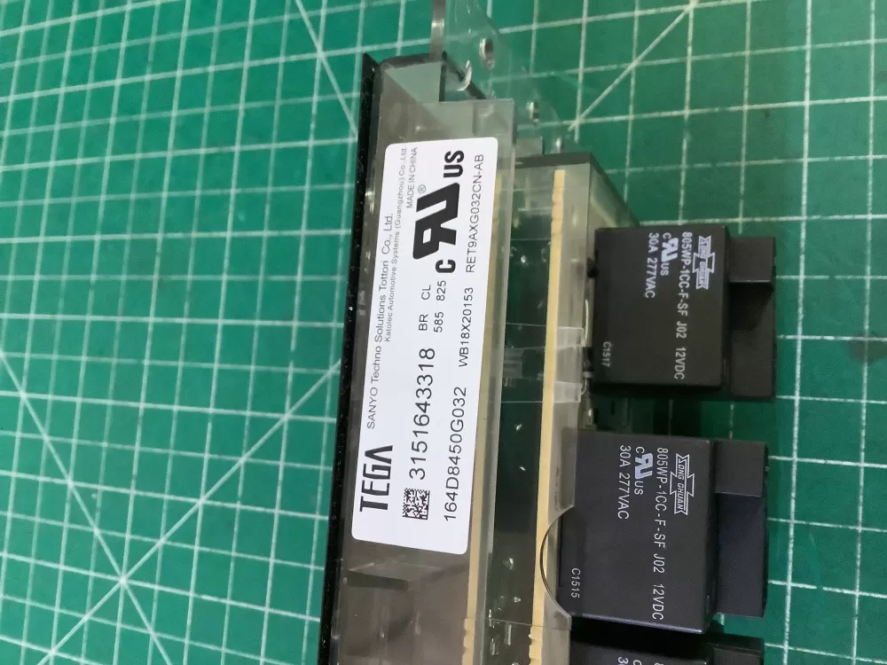 GE 164D8450G032 WB18X20153 Range Control Board AZ186763 | NR2747