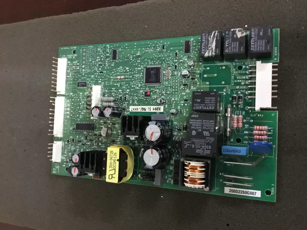 GE Hotpoint 200D2260G007 EBX1005G01 Refrigerator Control Board AZ90679 | NR327