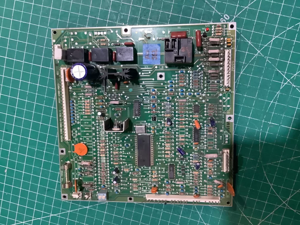 Trane 6400-0882-01 Furnace Control Board AZ230095 | ARV562