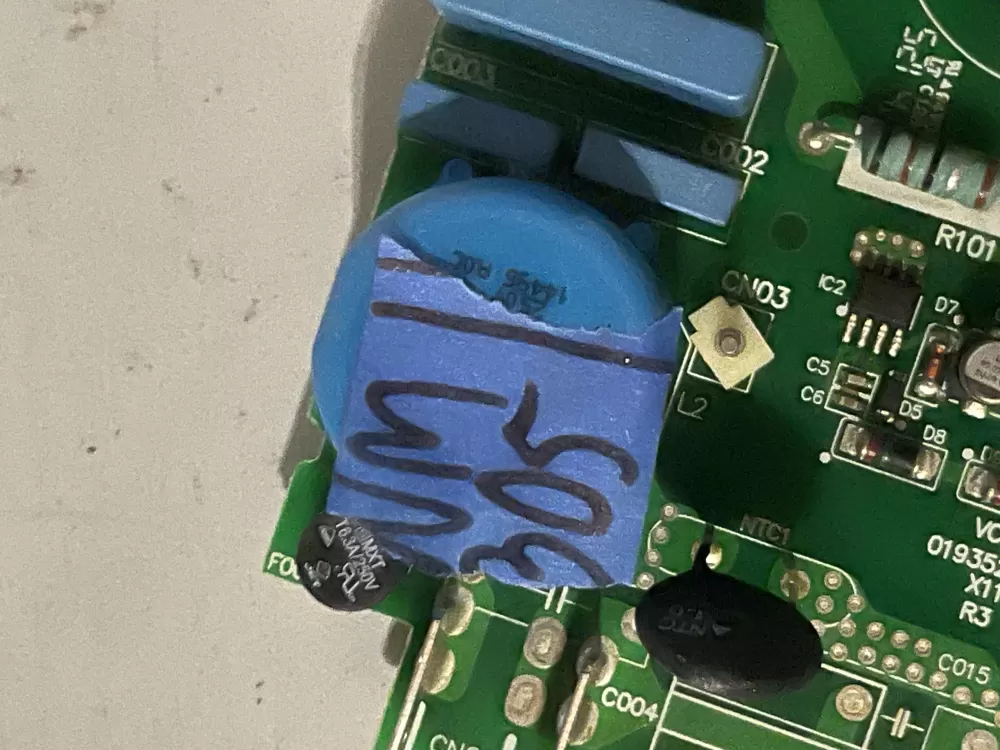 GE 219326007 Refrigerator Control Board Circuit AZ33182 | Wm306