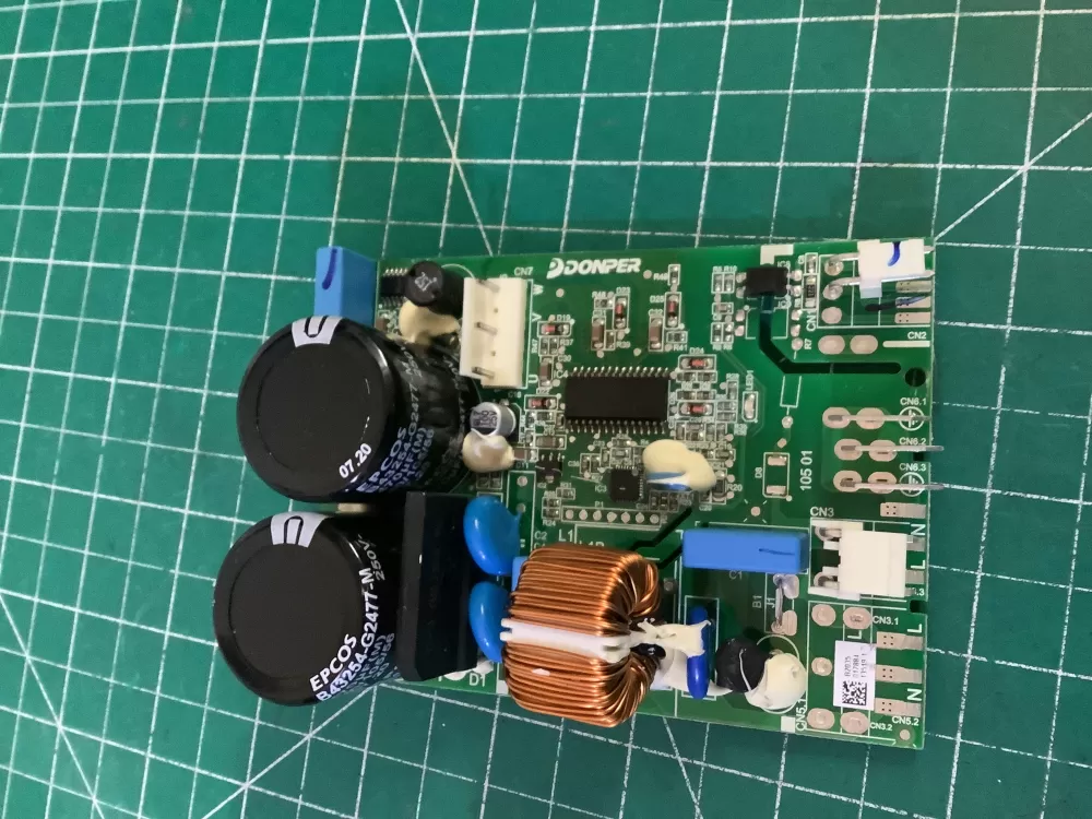 Insignia E123995  111020103600  HG2090429 Refrigerator Control Board