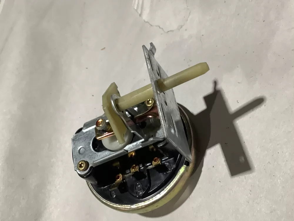 Whirlpool 738 848 2 Washer Water Level Pressure Switch AZ131323 | Sl240