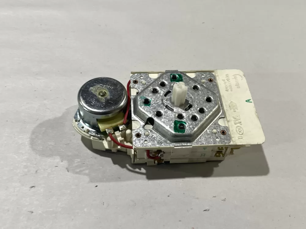 ME0130124 Invensys Timer