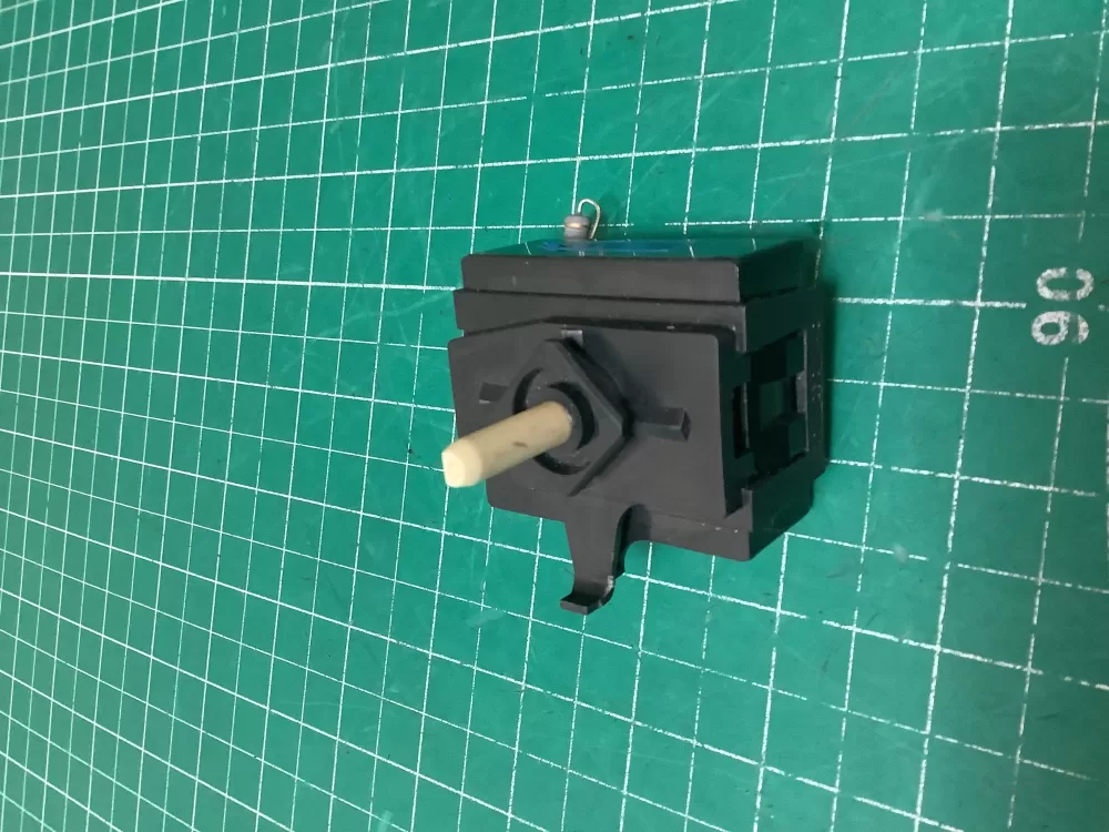 Maytag Whirlpool 8578352 Dryer Temperature Switch AZ223187 | SLA125