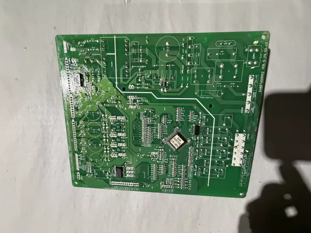 LG Kenmore EBR60028301 Refrigerator Control Board AZ211302 | KM546