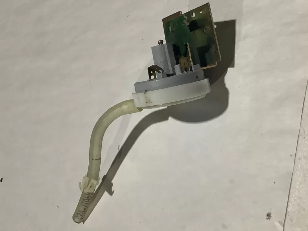 Crosley  Electrolux  Frigidaire  Gibson  Kenmore  White Westinghouse 131692000 131692100 134422700 Washer Crosley Pressure Switch Water Level