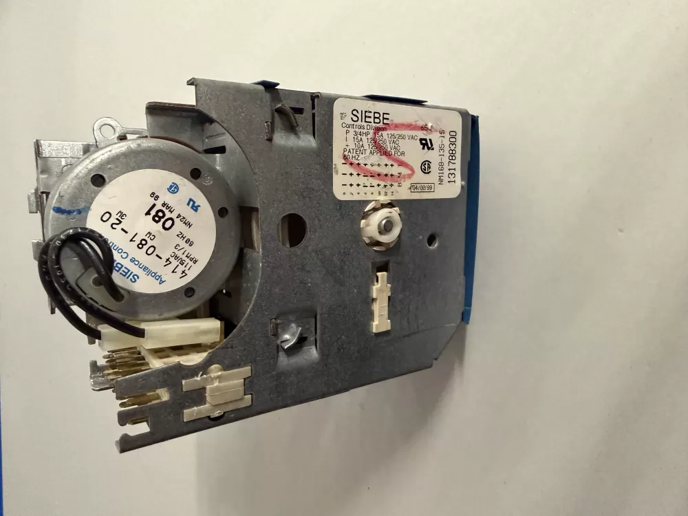 Frigidaire 131788300 Washer Timer Control AZ209719 | KM288