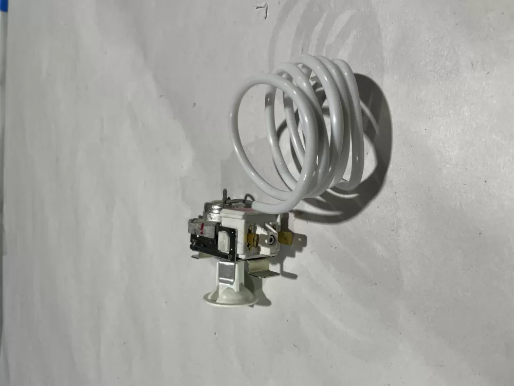 Electrolux  Frigidaire  Whirlpool  Maytag  Kenmore 450226-16 Refrigerator Thermostat