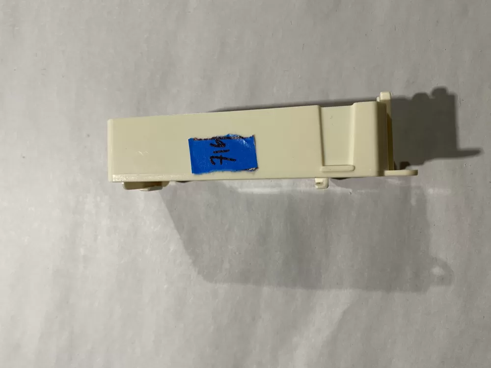 Whirlpool Amana W10866515 Refrigerator Control Board AZ194449 | BK716